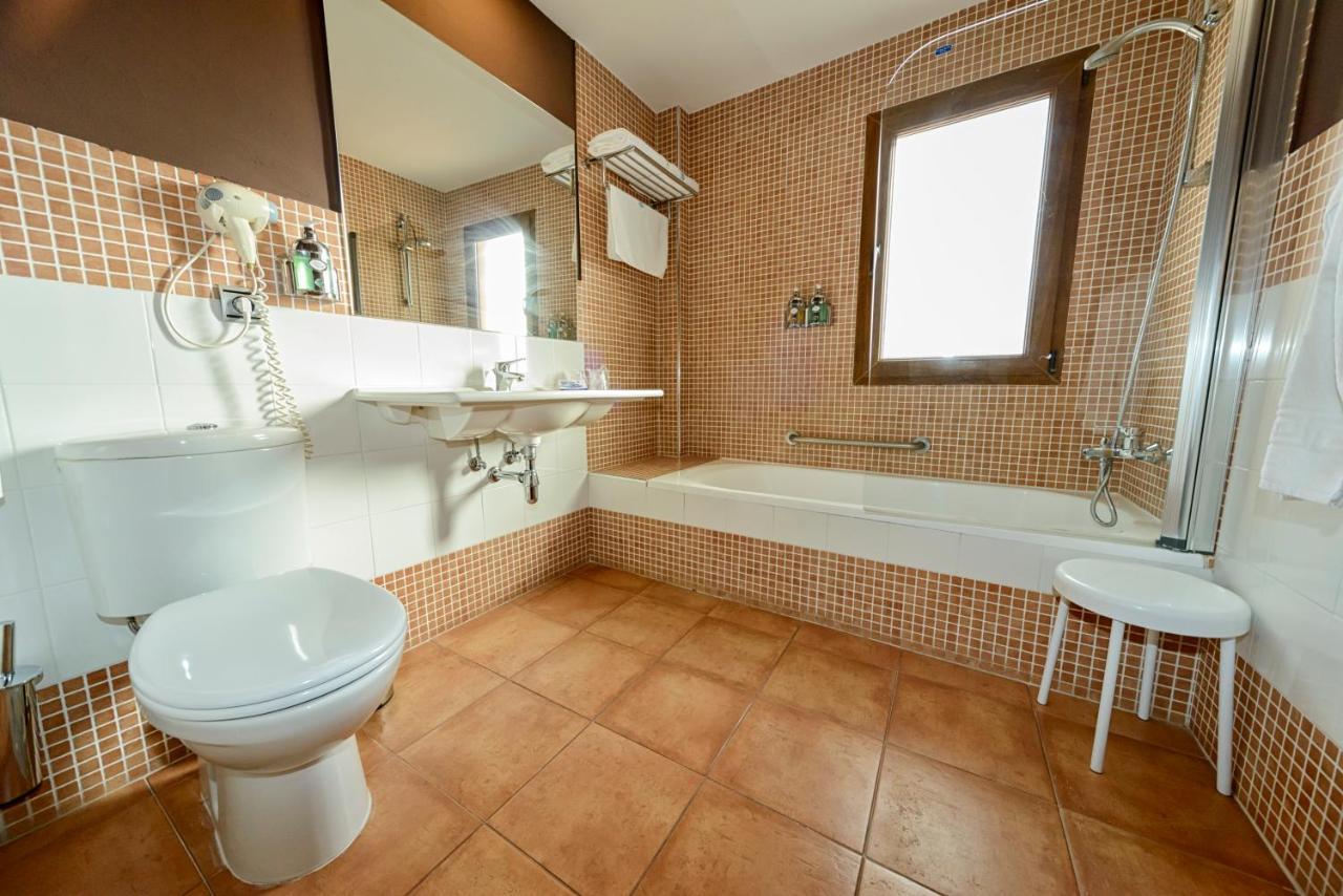 Hotel La Barrosa Abejar Ngoại thất bức ảnh