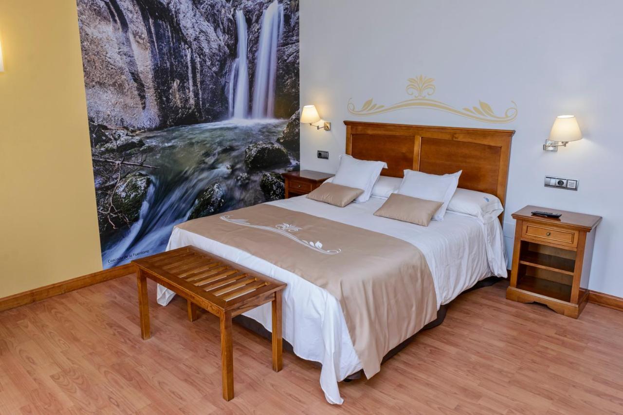 Hotel La Barrosa Abejar Ngoại thất bức ảnh