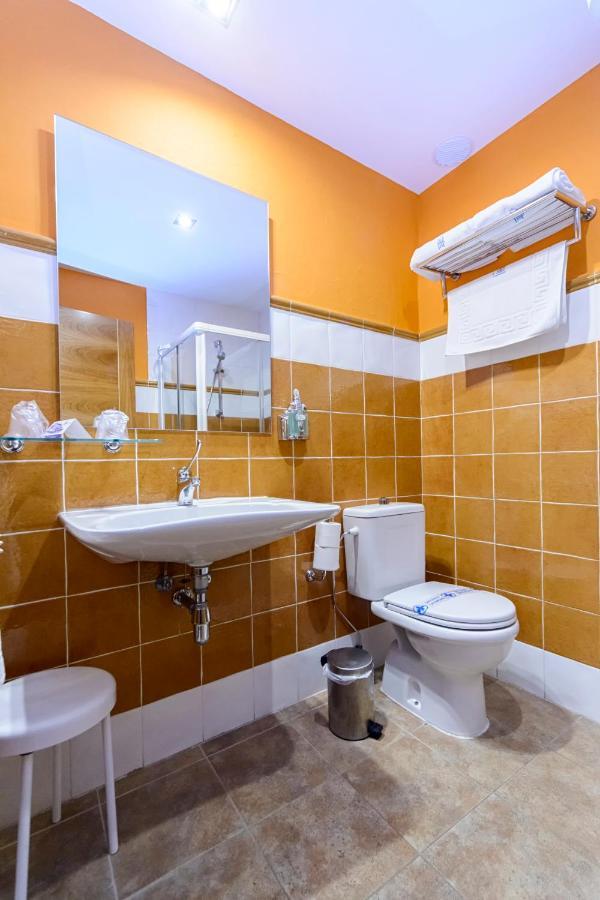 Hotel La Barrosa Abejar Ngoại thất bức ảnh